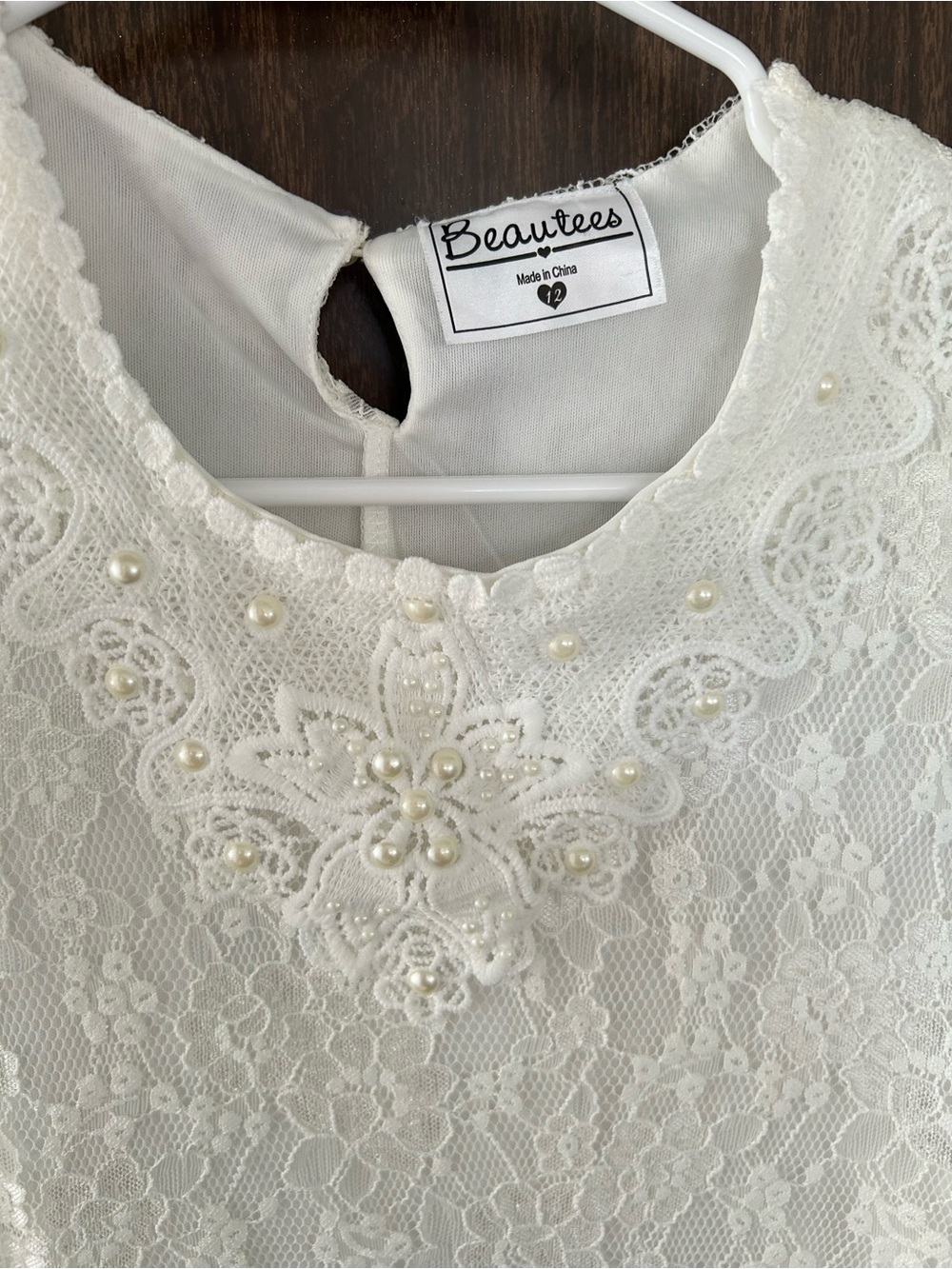 Beautees White Lace Lined Dress Cold Shoulder Keyhole Upper Back Size 10/12